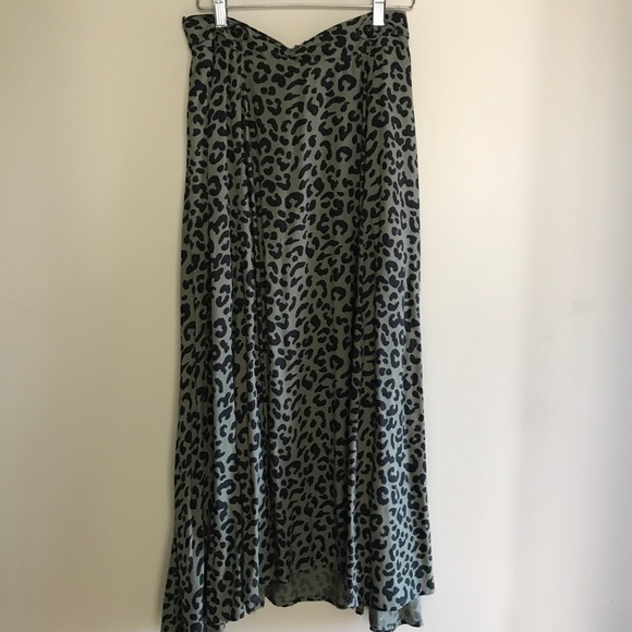Green Animal MIDI Skirt - Picture 3 of 4